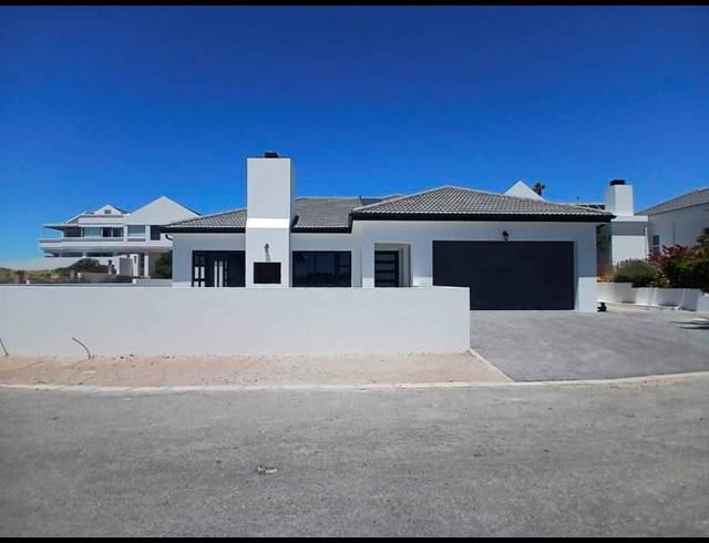 3 BEDROOM HOUSE FOR SALE IN SHELLEY POINT